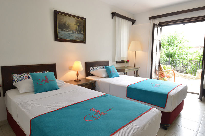 טורגוטריס Sunny Garden Nilufer Hotel מראה חיצוני תמונה