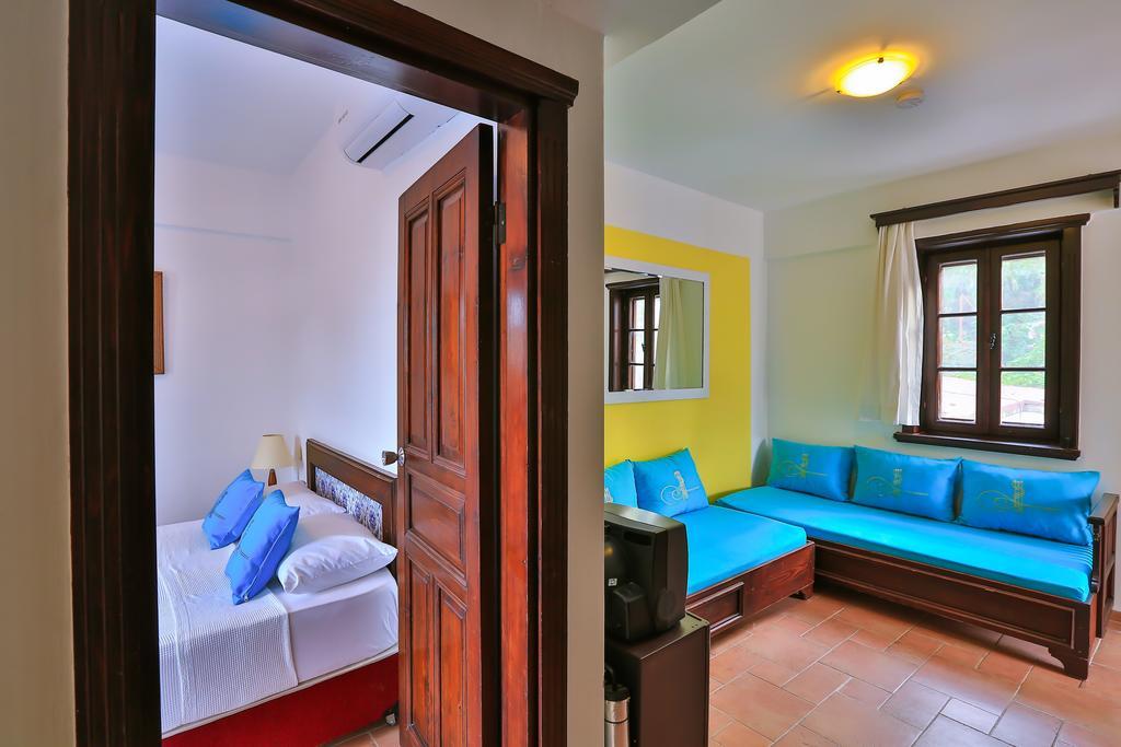 טורגוטריס Sunny Garden Nilufer Hotel מראה חיצוני תמונה