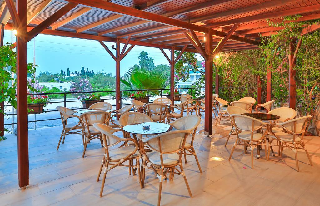 טורגוטריס Sunny Garden Nilufer Hotel מראה חיצוני תמונה