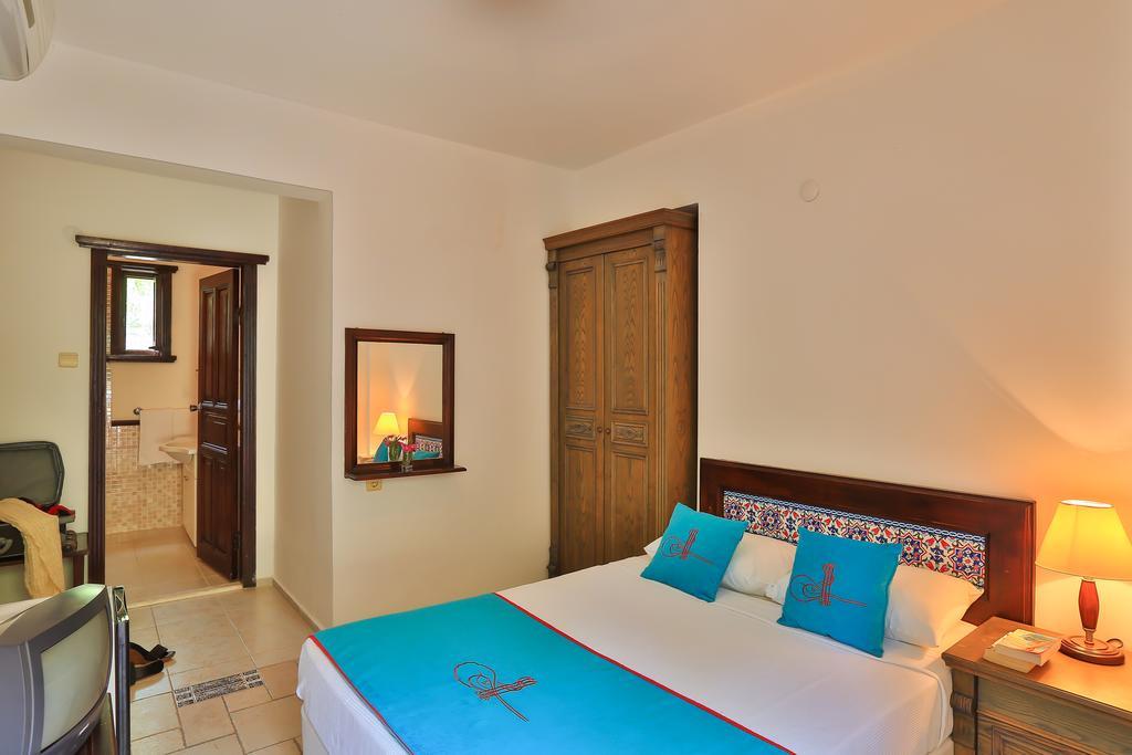 טורגוטריס Sunny Garden Nilufer Hotel מראה חיצוני תמונה